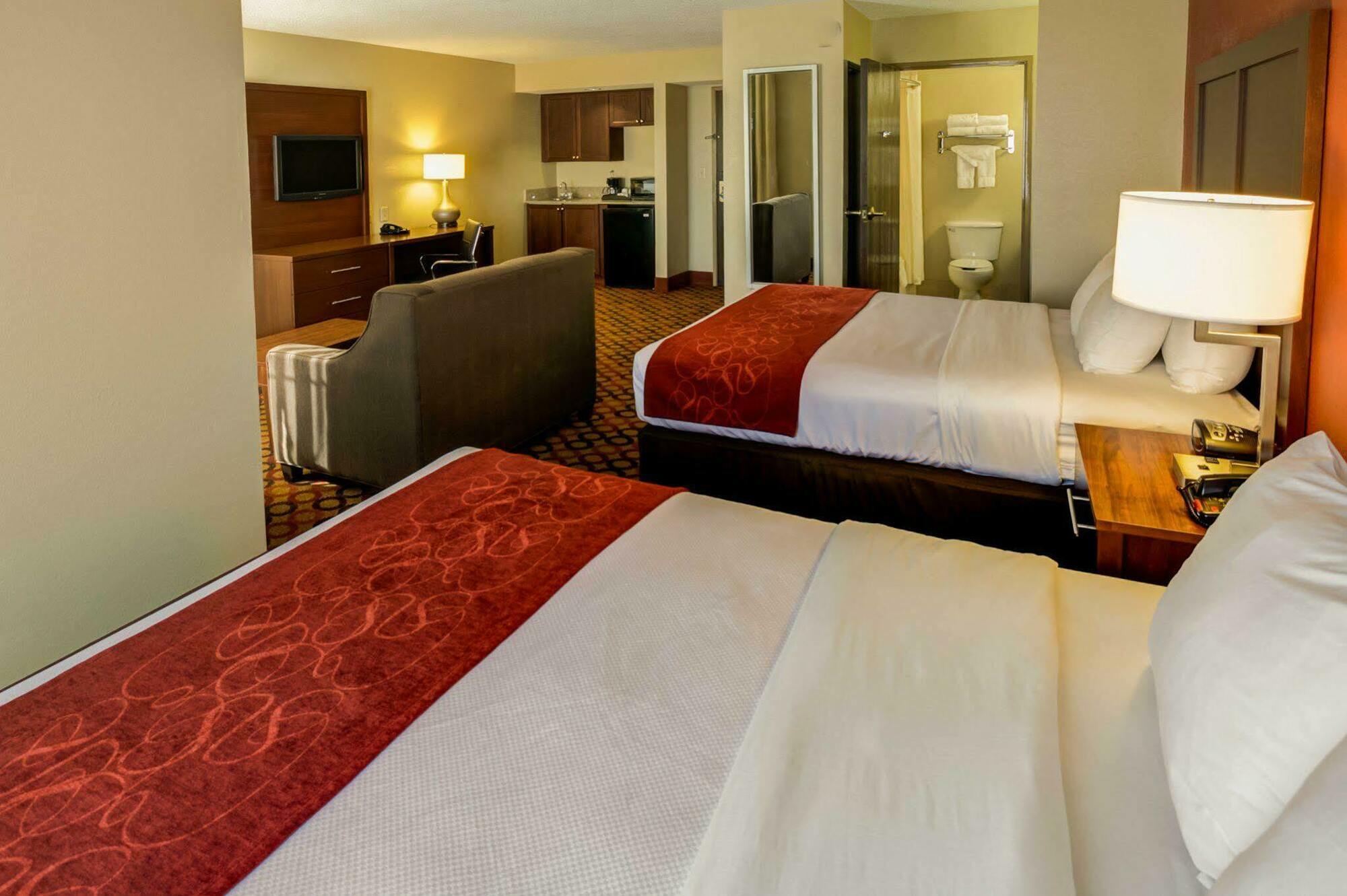 Comfort Suites Airport Charlotte Exterior photo